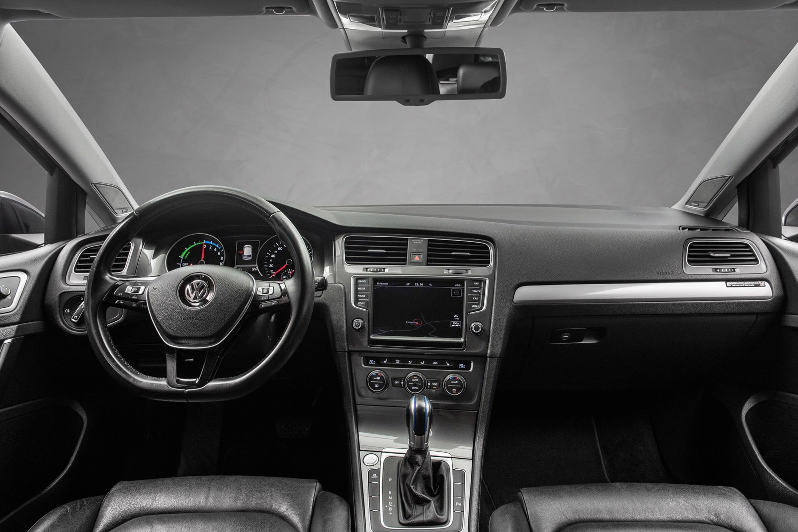 Volkswagen e-Golf, 116hp, 2016