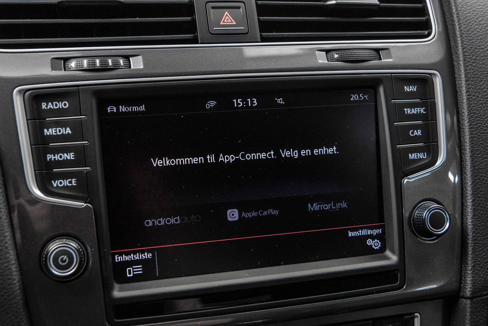Volkswagen e-Golf, 116hp, 2016