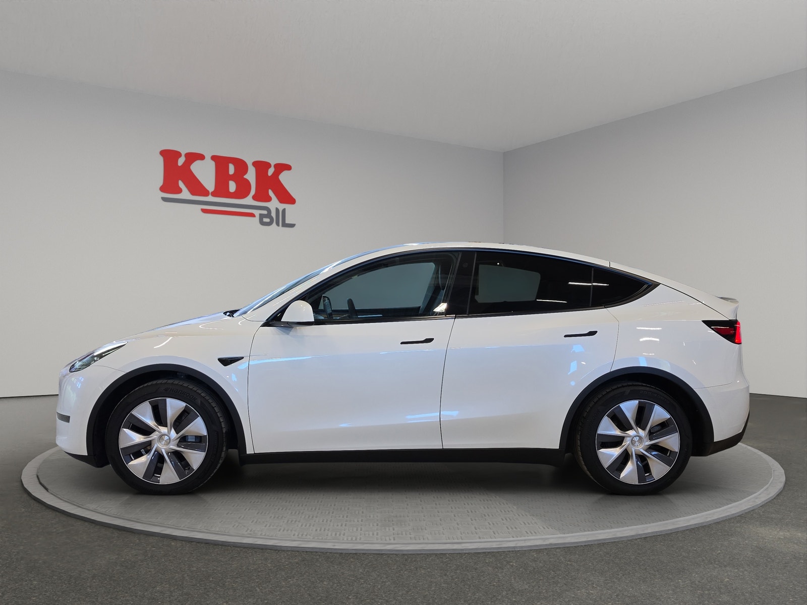Tesla Model Y Long Range AWD, 514hp, 2024