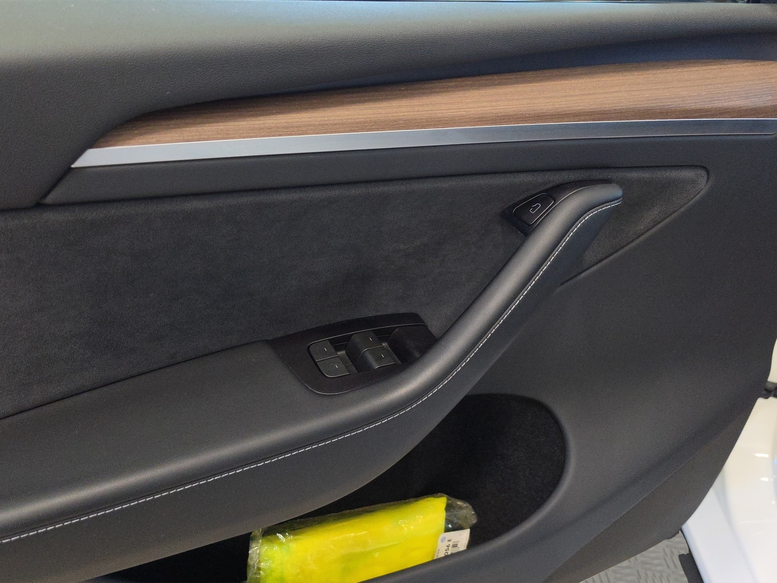 Tesla Model Y Long Range AWD, 514hp, 2024