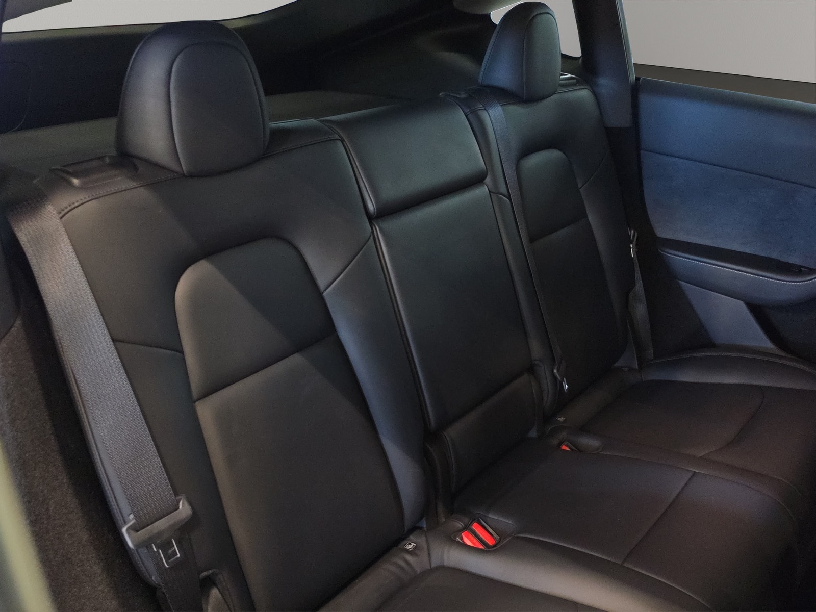 Tesla Model Y Long Range AWD, 514hp, 2024