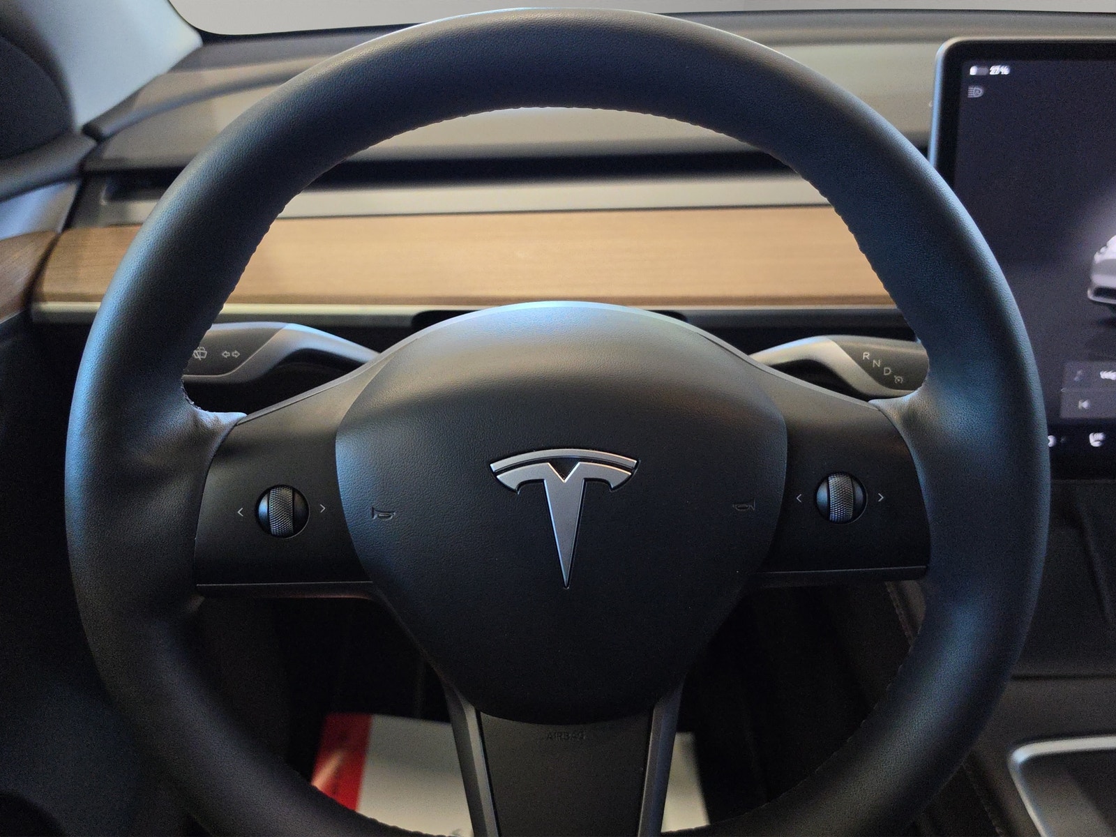 Tesla Model Y Long Range AWD, 514hp, 2024