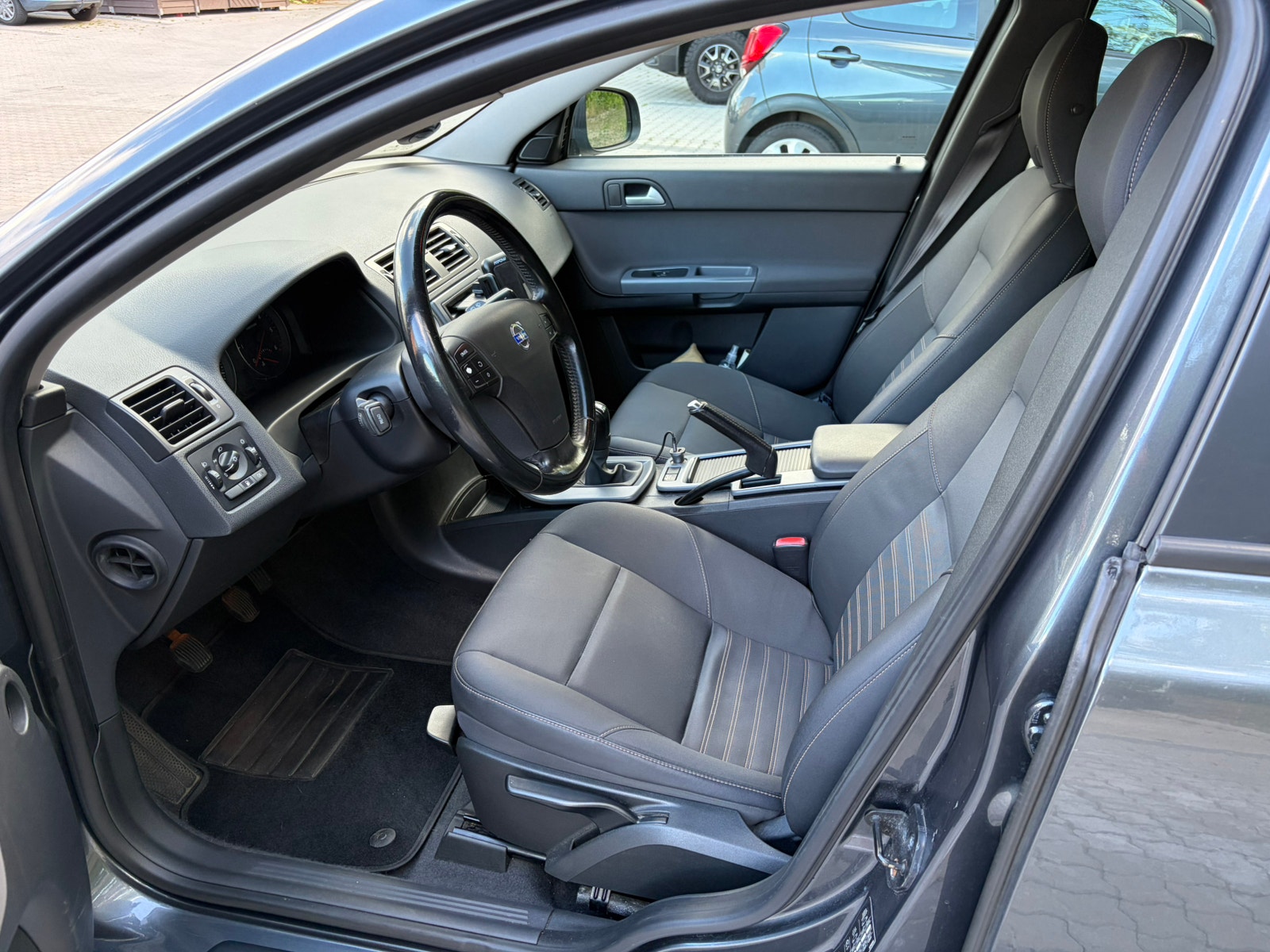 Volvo V50 1.6 D DRIVe Manual, 5-trins, 109ps, 2010