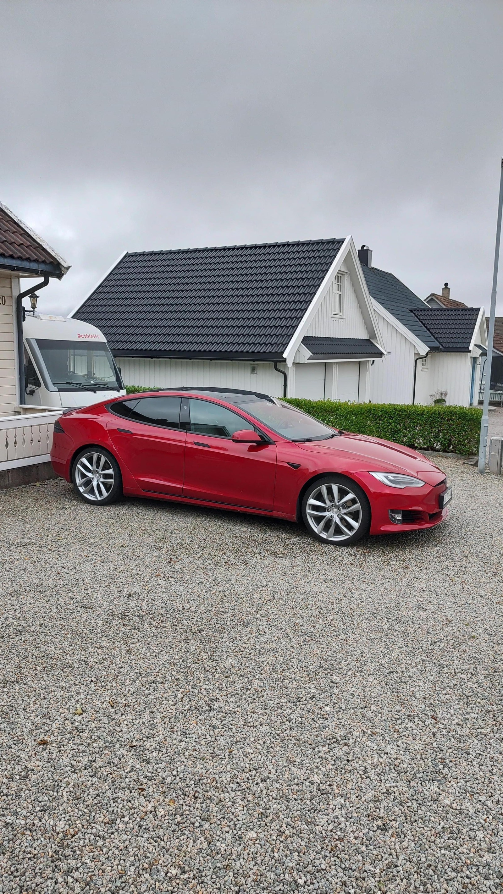 Tesla Model S 75D, 525ps, 2018