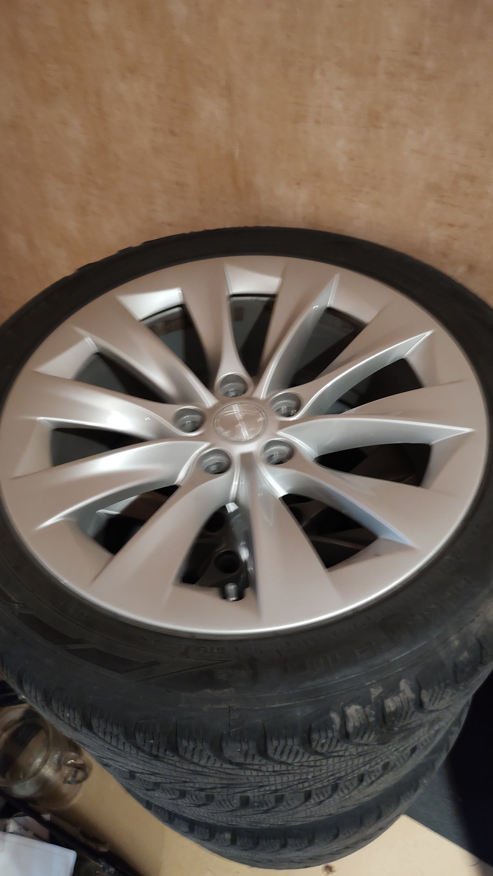 Tesla Model S 75D, 525ps, 2018