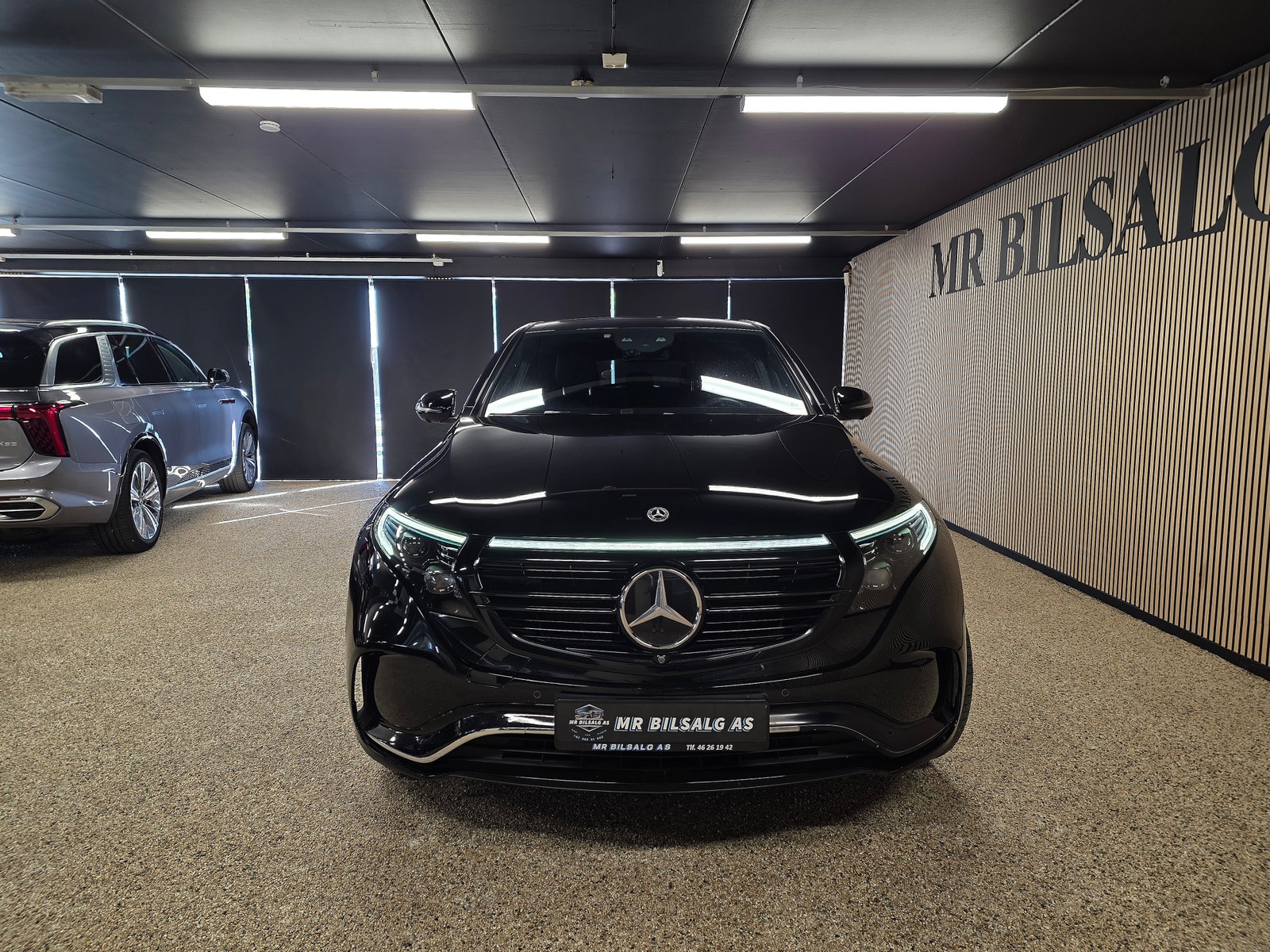 Mercedes-Benz EQC 400 4MATIC, 408hp, 2021