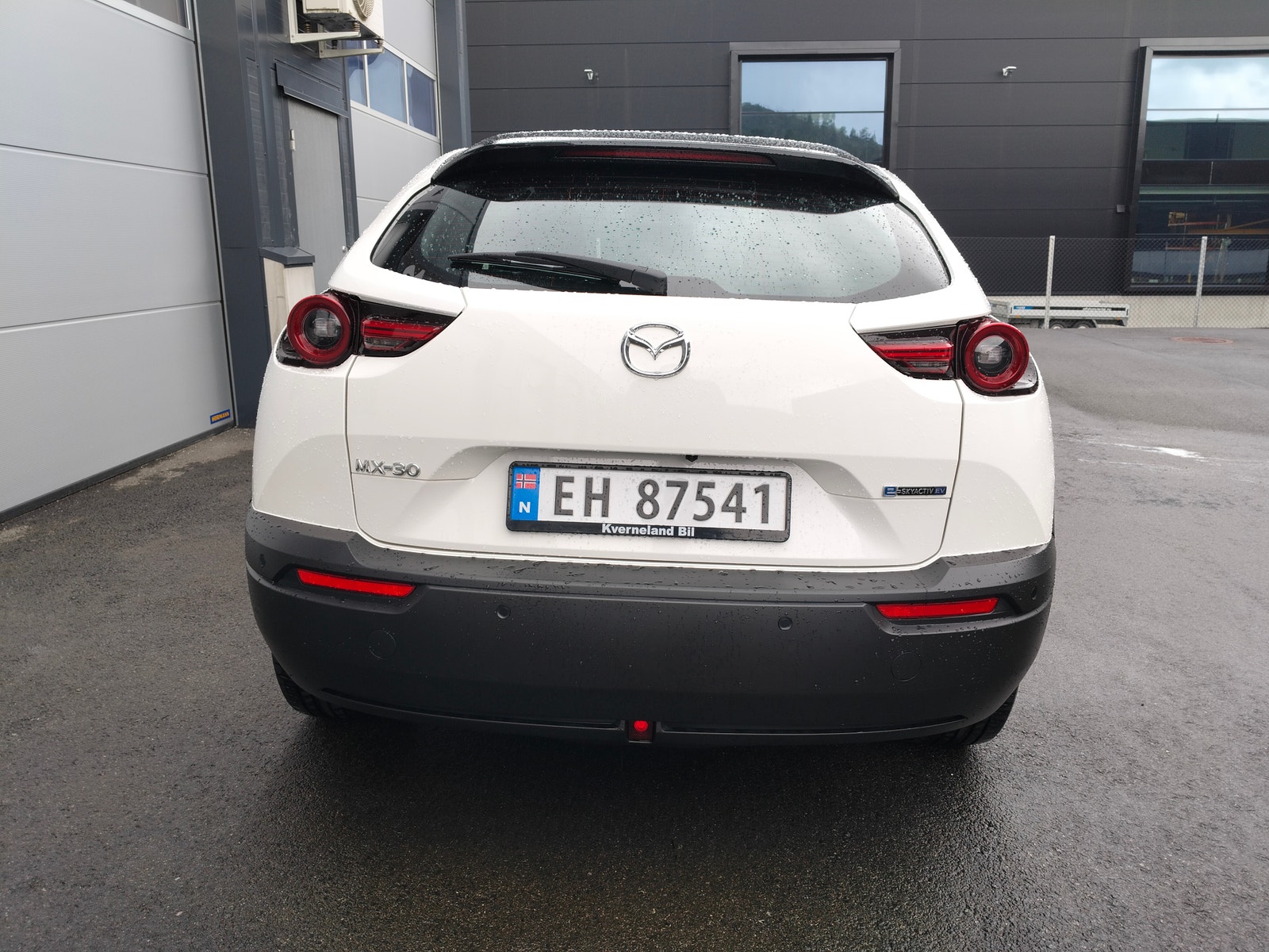 Mazda MX-30 e-Skyactiv EV, 143hp, 2024