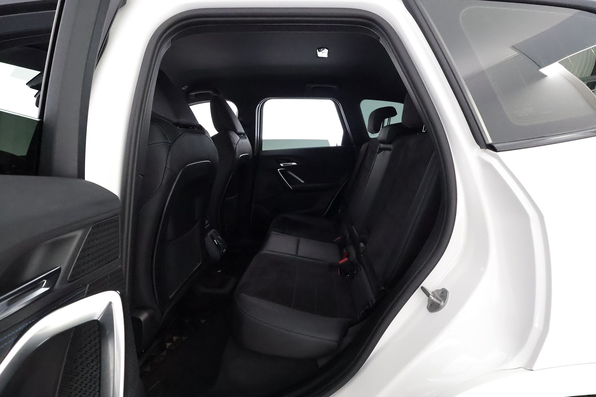 BMW X1 xDrive25e Steptronic, 7-trins, 245ps, 2023