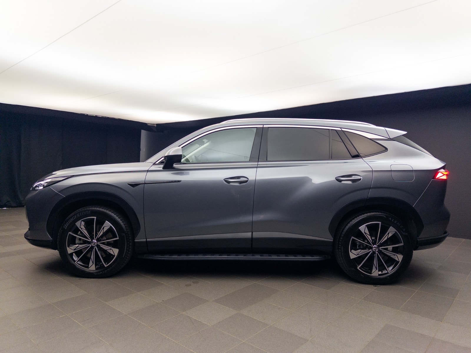 MG HS PHEV Automatic, 2-trins, 307ps, 2024