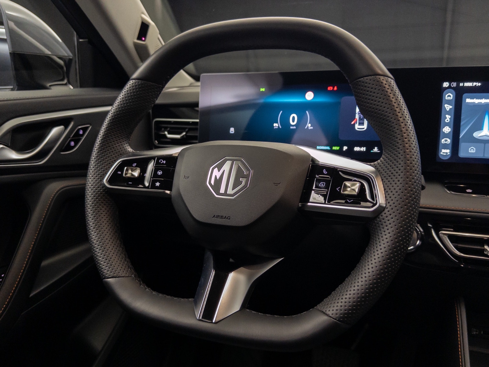MG HS PHEV Automatic, 2-trins, 307ps, 2024