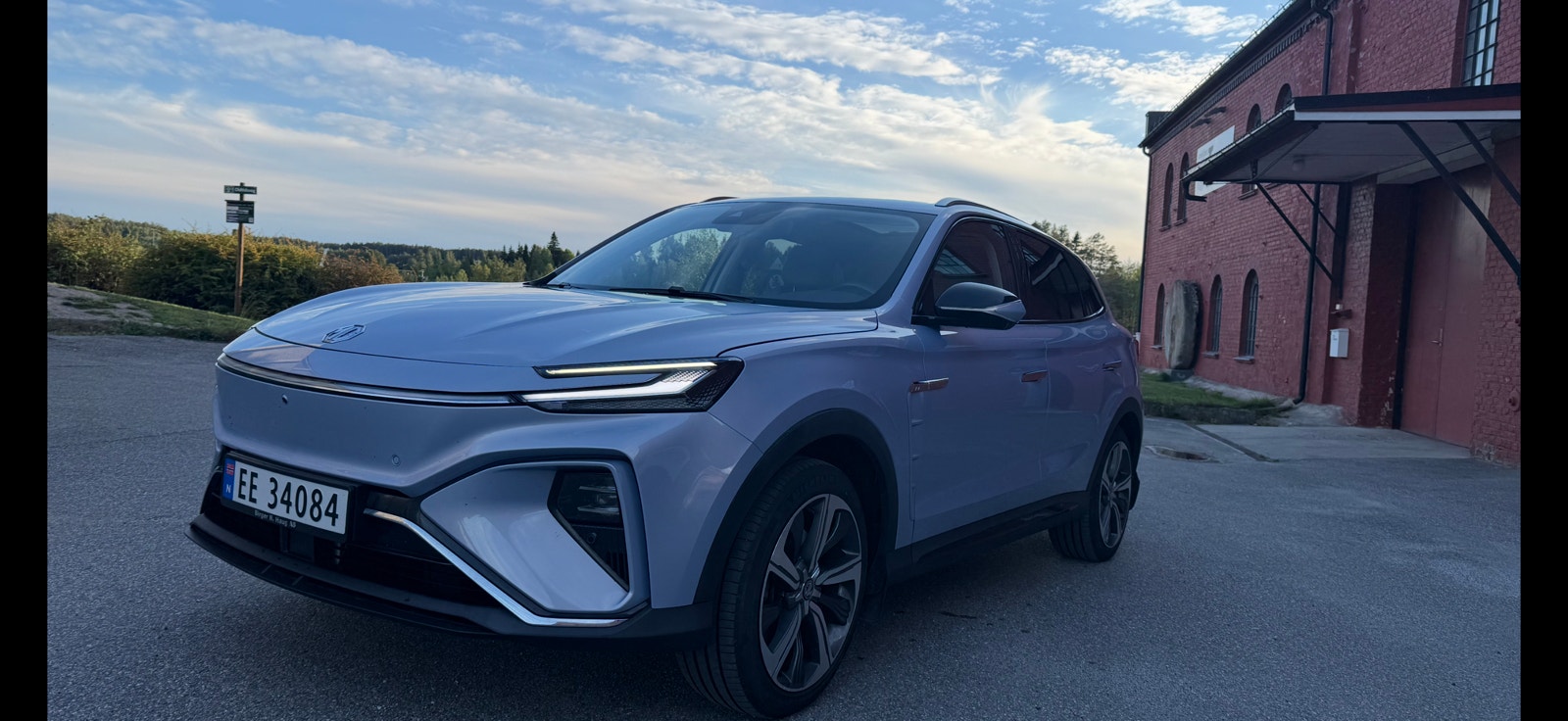 MG Marvel R Automatic, 180hp, 2022