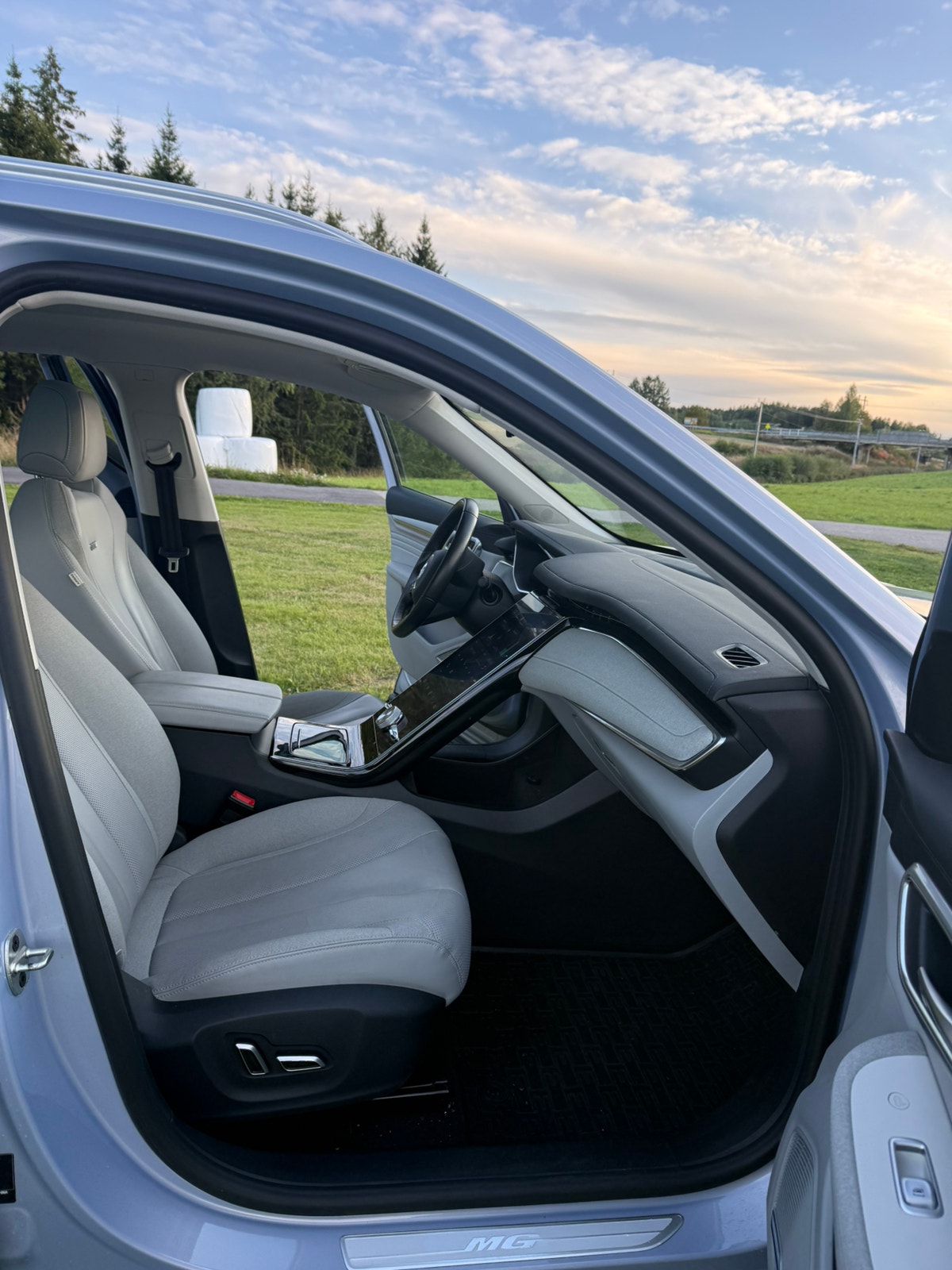 MG Marvel R Automatic, 180hp, 2022