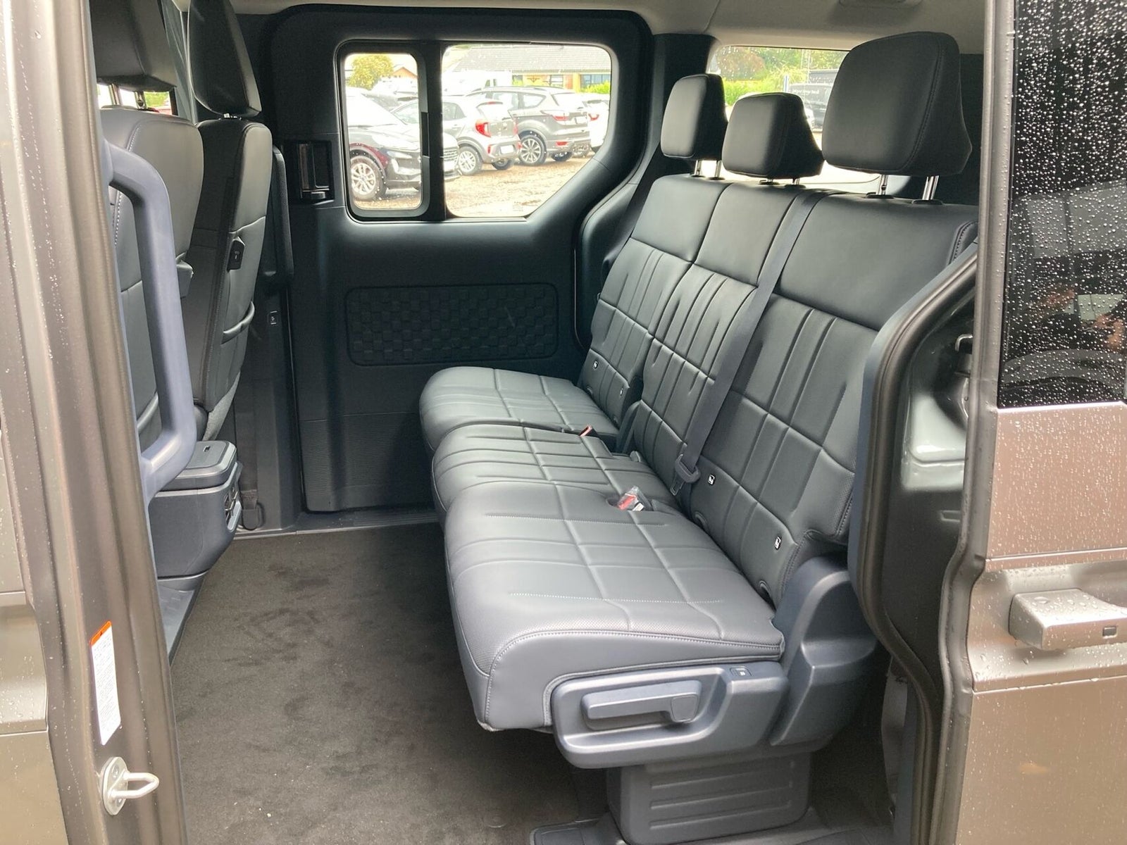 Kia PV5 Long Range Passenger 71.2 kWh, 163ps, 2026