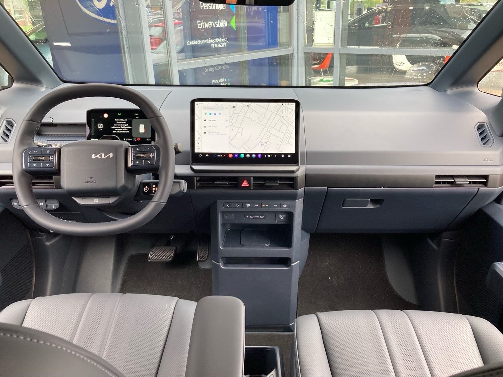 Kia PV5 Long Range Passenger 71.2 kWh, 163ps, 2026