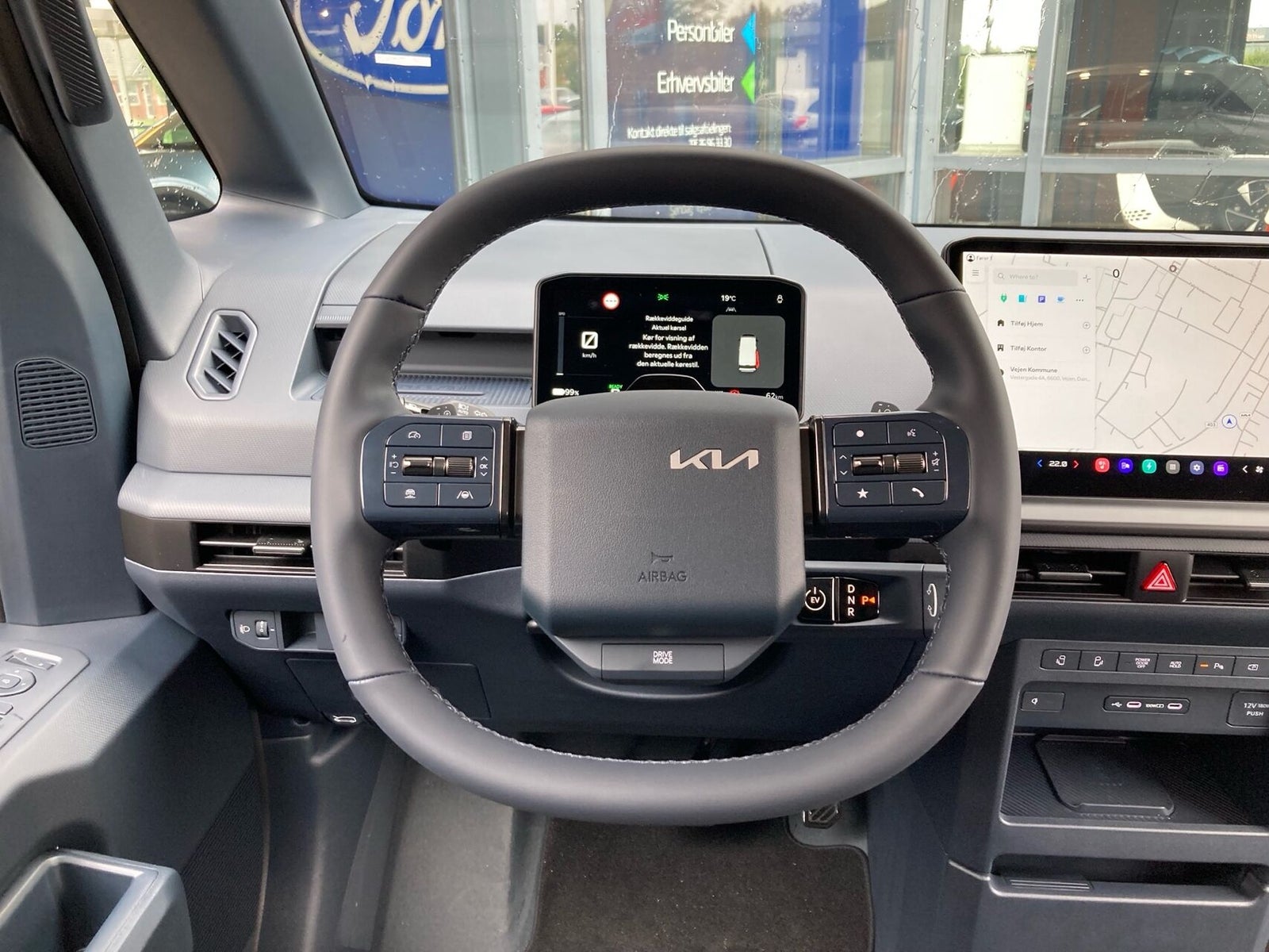 Kia PV5 Long Range Passenger 71.2 kWh, 163ps, 2026