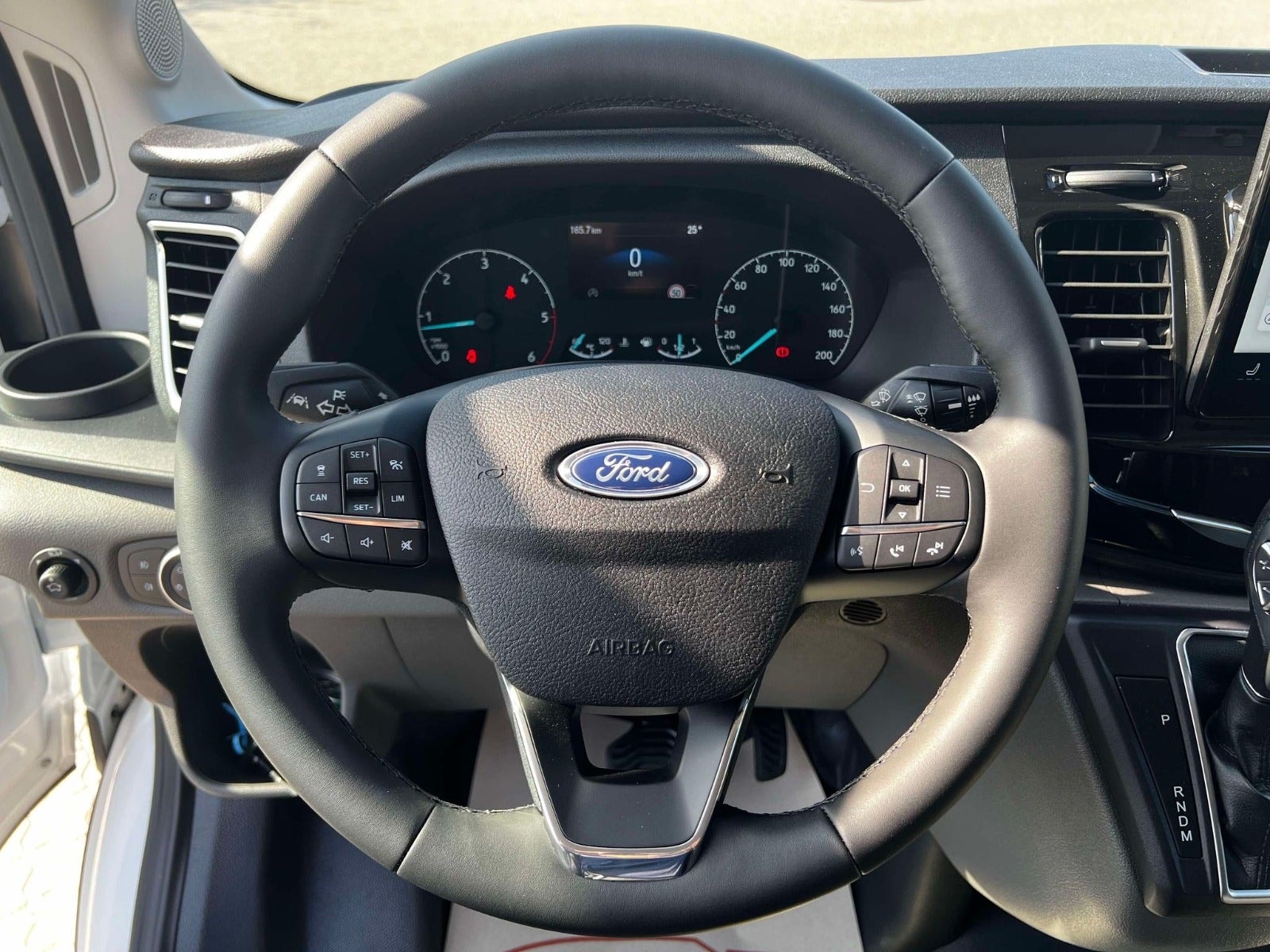 Ford Transit 350 2.0 EcoBlue SelectShift, 170hp, 2023