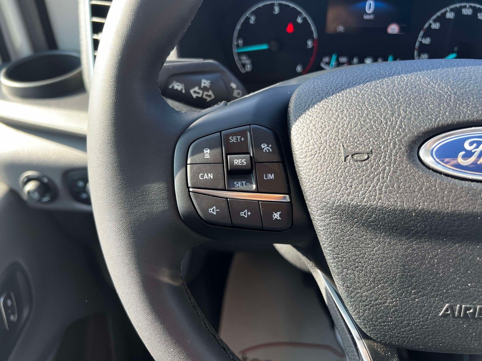 Ford Transit 350 2.0 EcoBlue SelectShift, 170hp, 2023