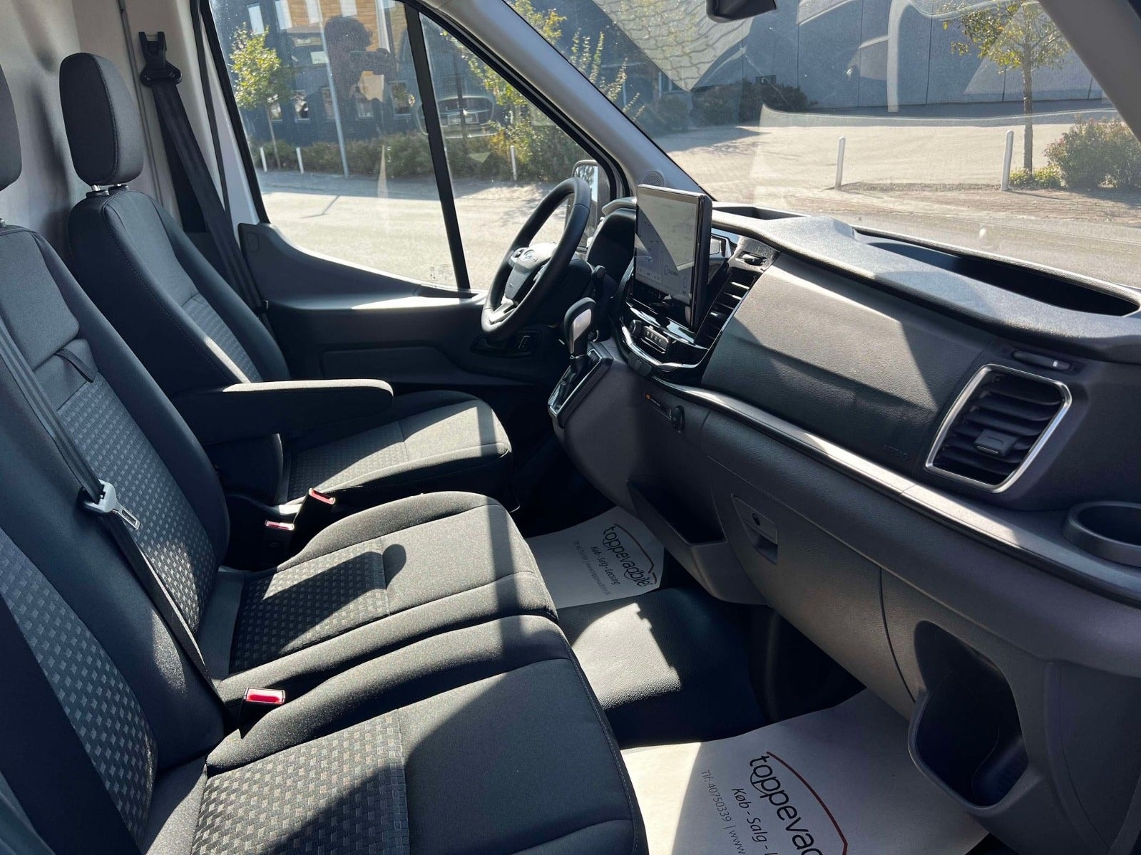 Ford Transit 350 2.0 EcoBlue SelectShift, 170hp, 2023