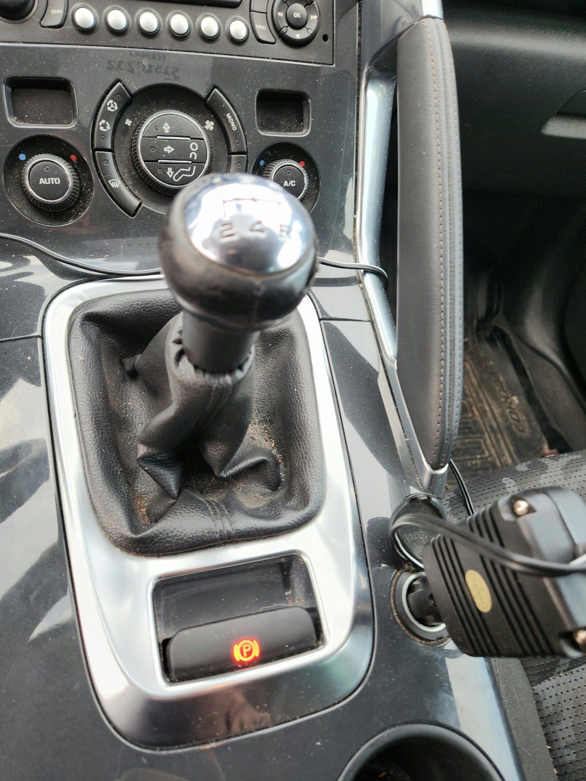 Peugeot 3008 1.6 VTi Manual, 5-trins, 120ps, 2010