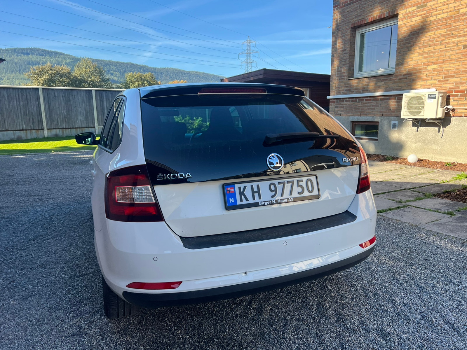 Škoda Rapid Spaceback 1.2 TSI  Manual, 6-trins, 105ps, 2014