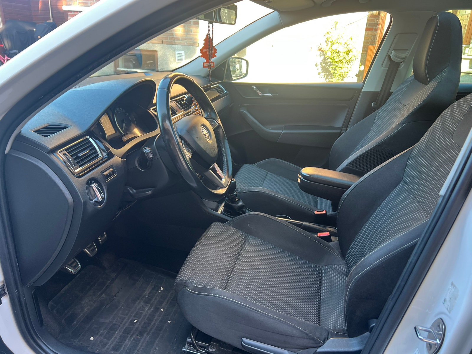Škoda Rapid Spaceback 1.2 TSI  Manual, 6-trins, 105ps, 2014