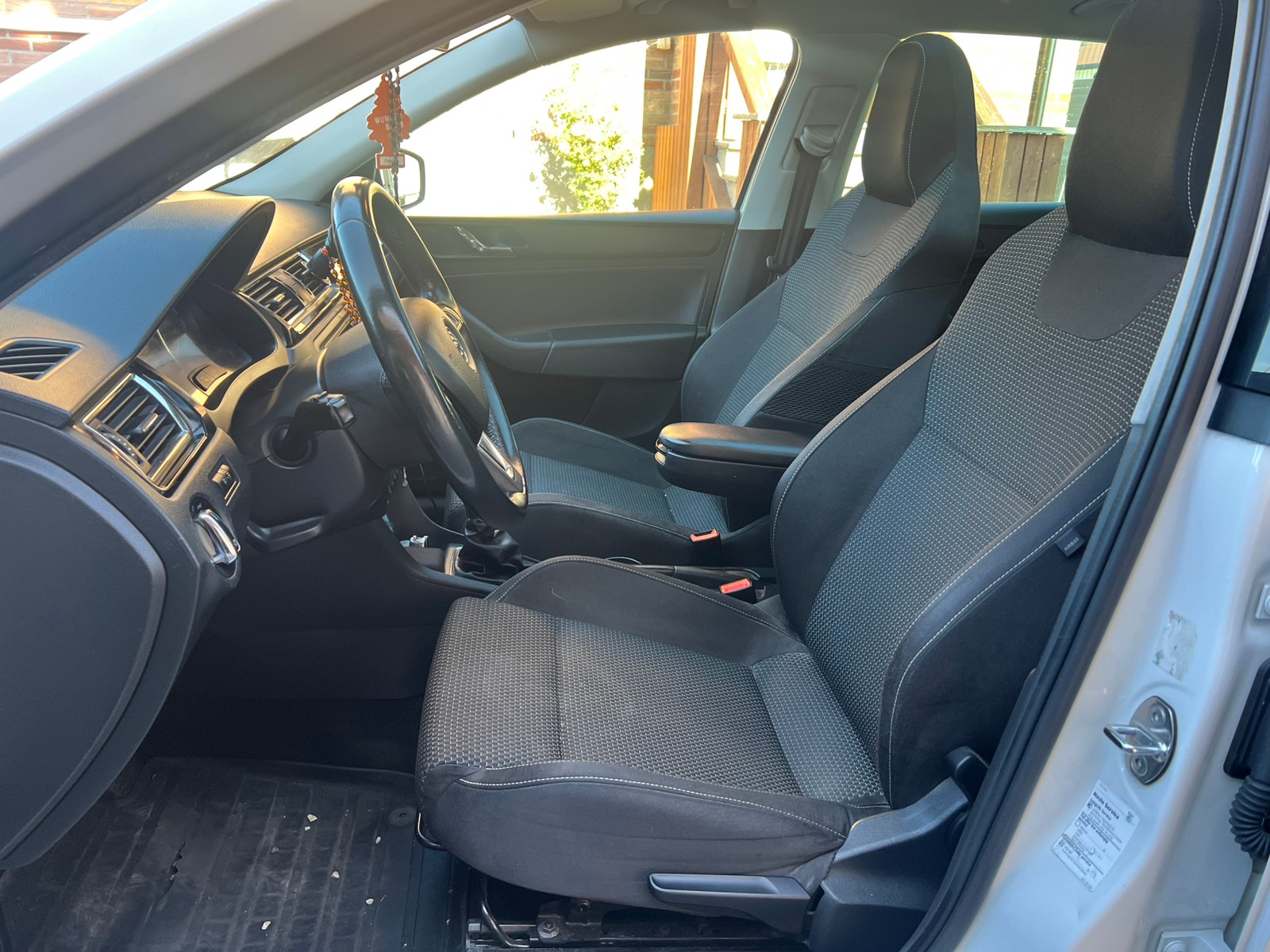 Škoda Rapid Spaceback 1.2 TSI  Manual, 6-trins, 105ps, 2014
