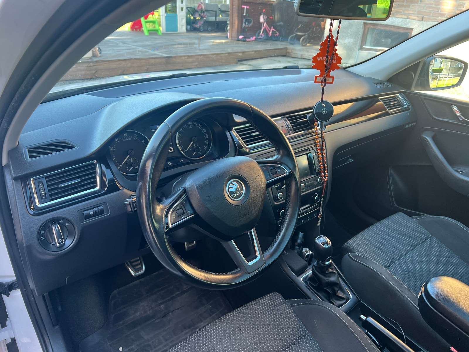 Škoda Rapid Spaceback 1.2 TSI  Manual, 6-trins, 105ps, 2014