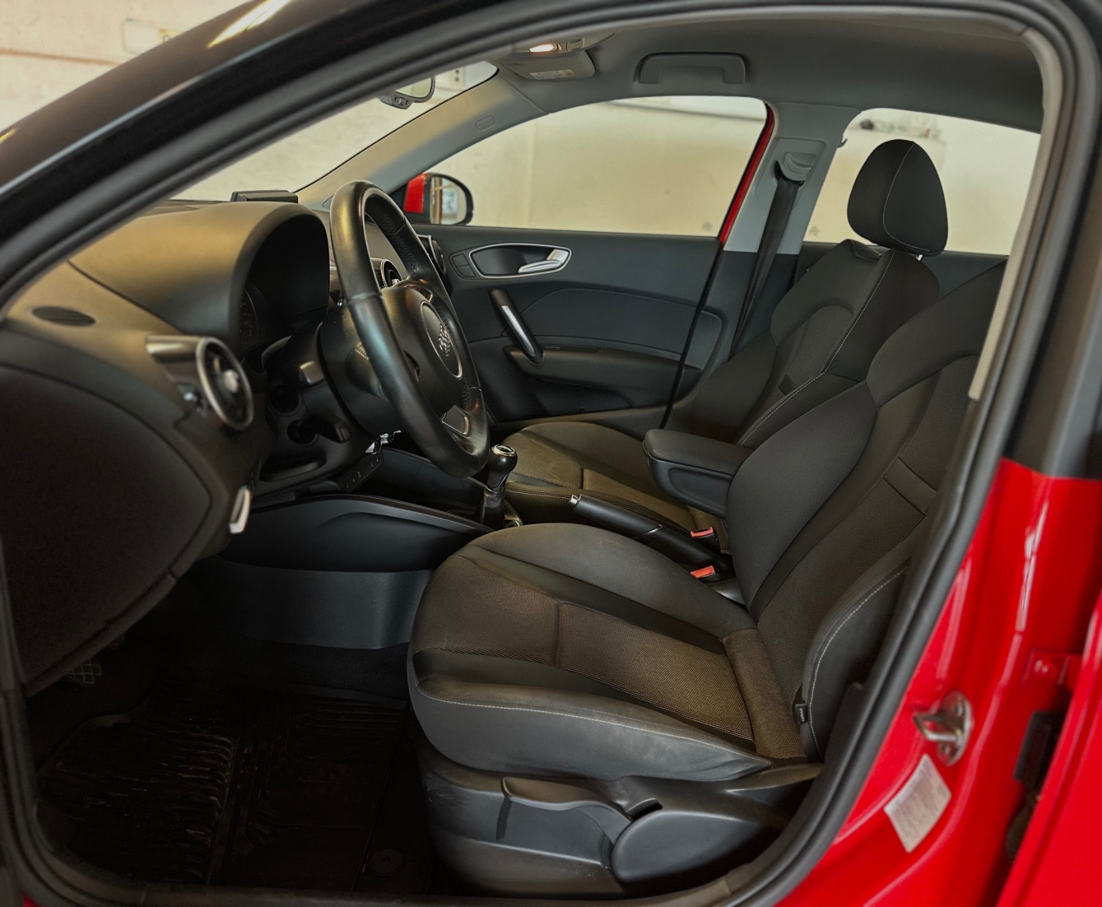 Audi A1 Sportback 1.2 TFSI Manual, 5-trins, 86ps, 2014