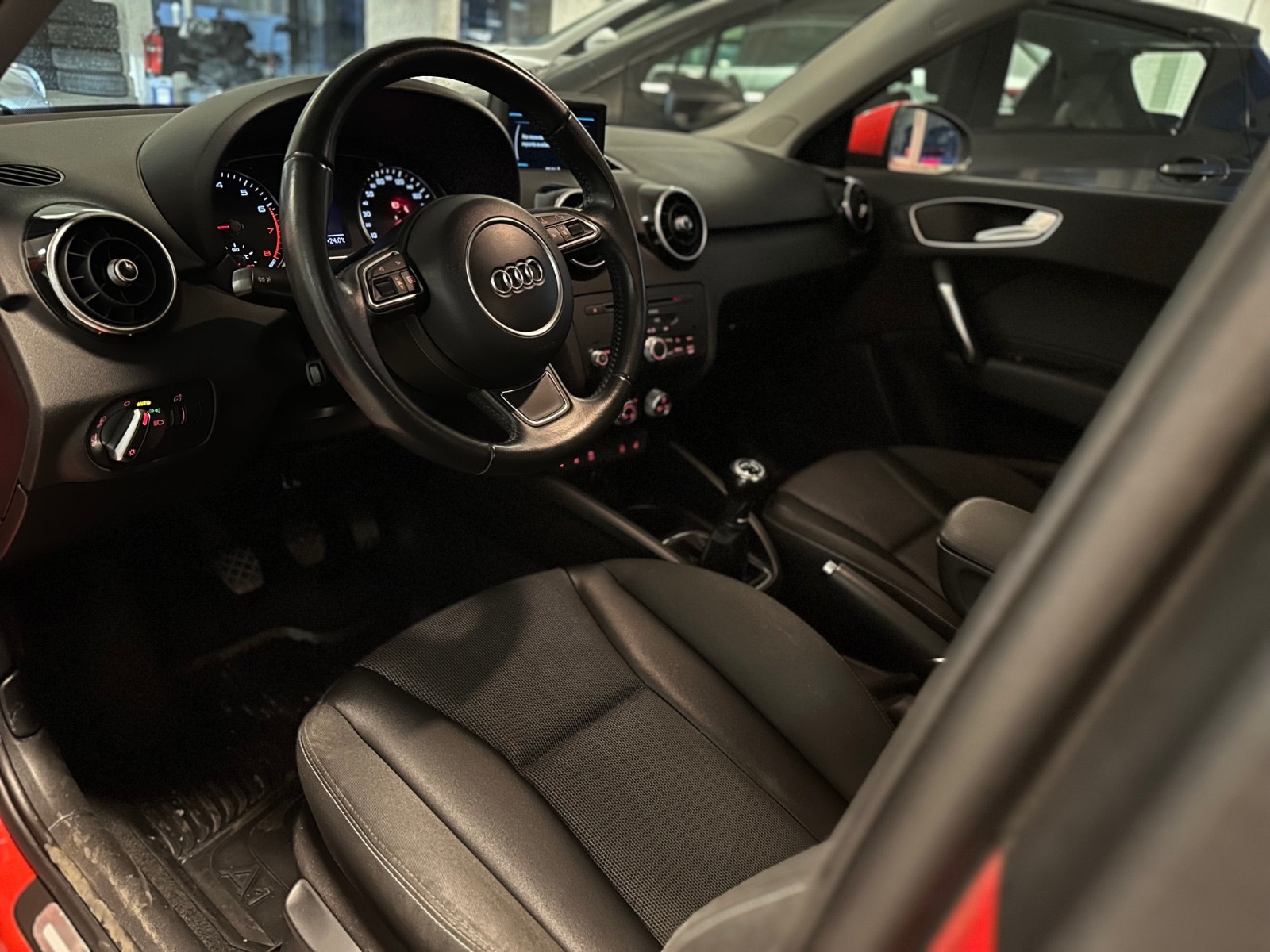 Audi A1 Sportback 1.2 TFSI Manual, 5-trins, 86ps, 2014