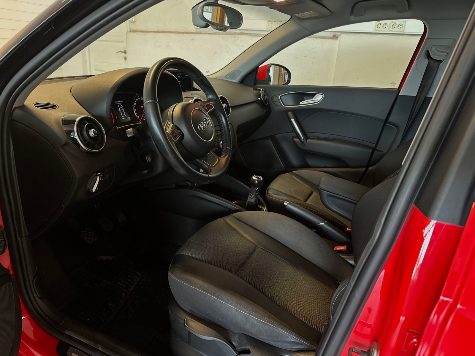 Audi A1 Sportback 1.2 TFSI Manual, 5-trins, 86ps, 2014