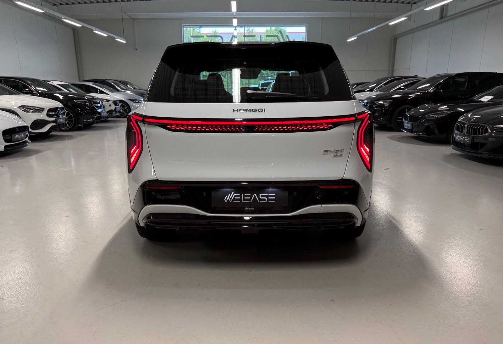 Hongqi EHS7 85 kWh, 343ps, 2025