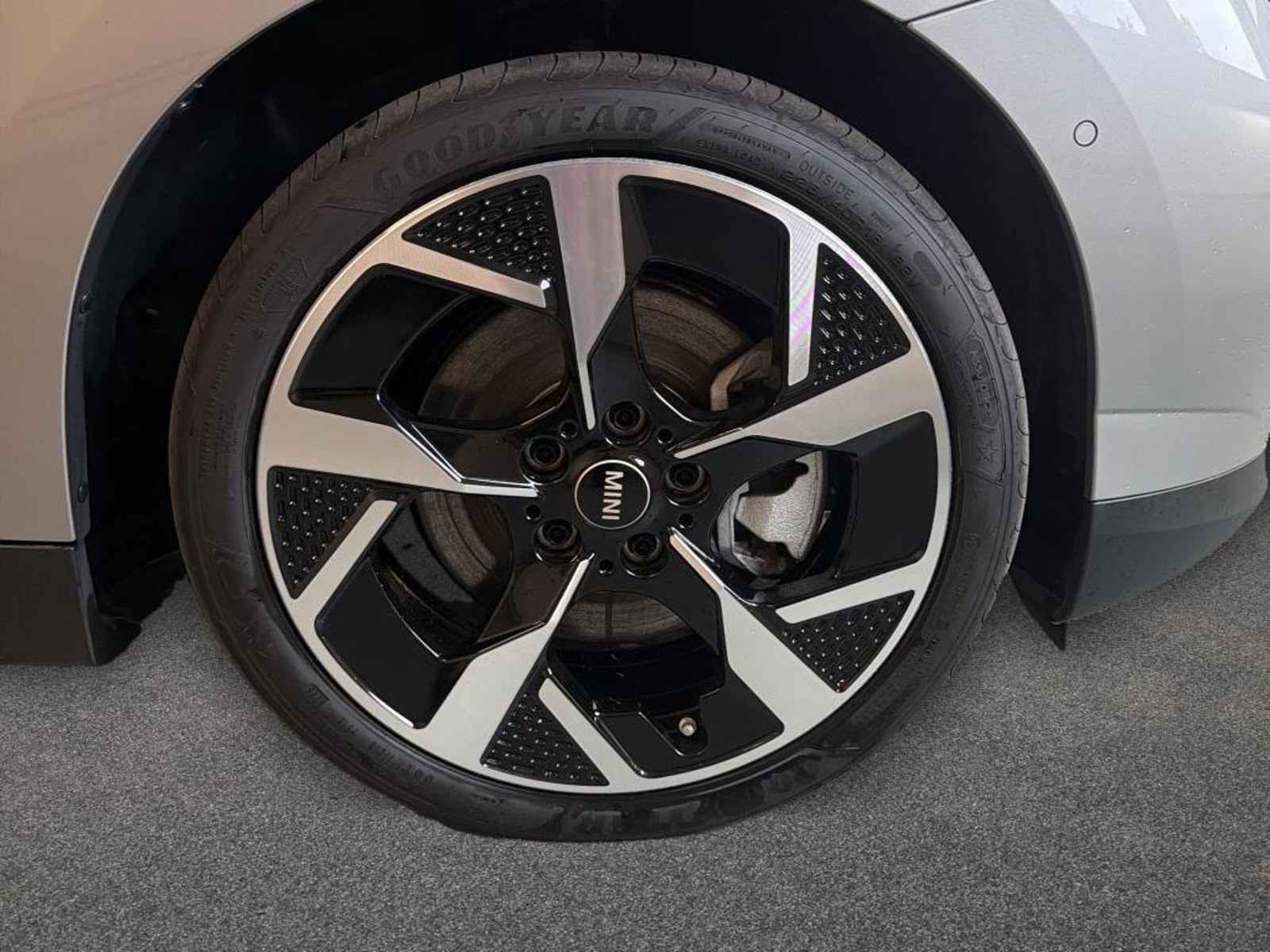 MINI Cooper E, 184ps, 2026