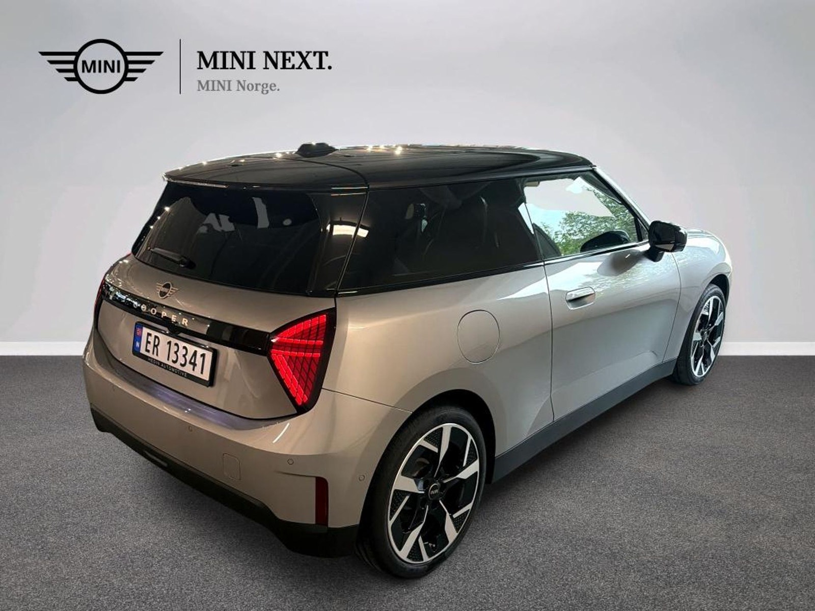 MINI Cooper E, 184ps, 2026
