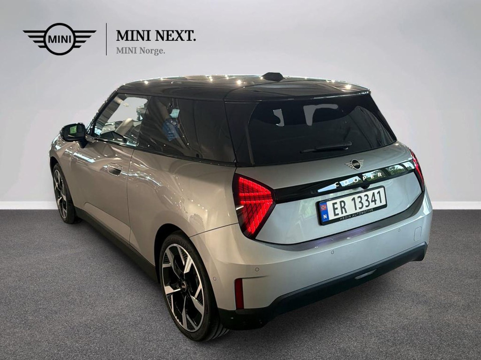MINI Cooper E, 184ps, 2026