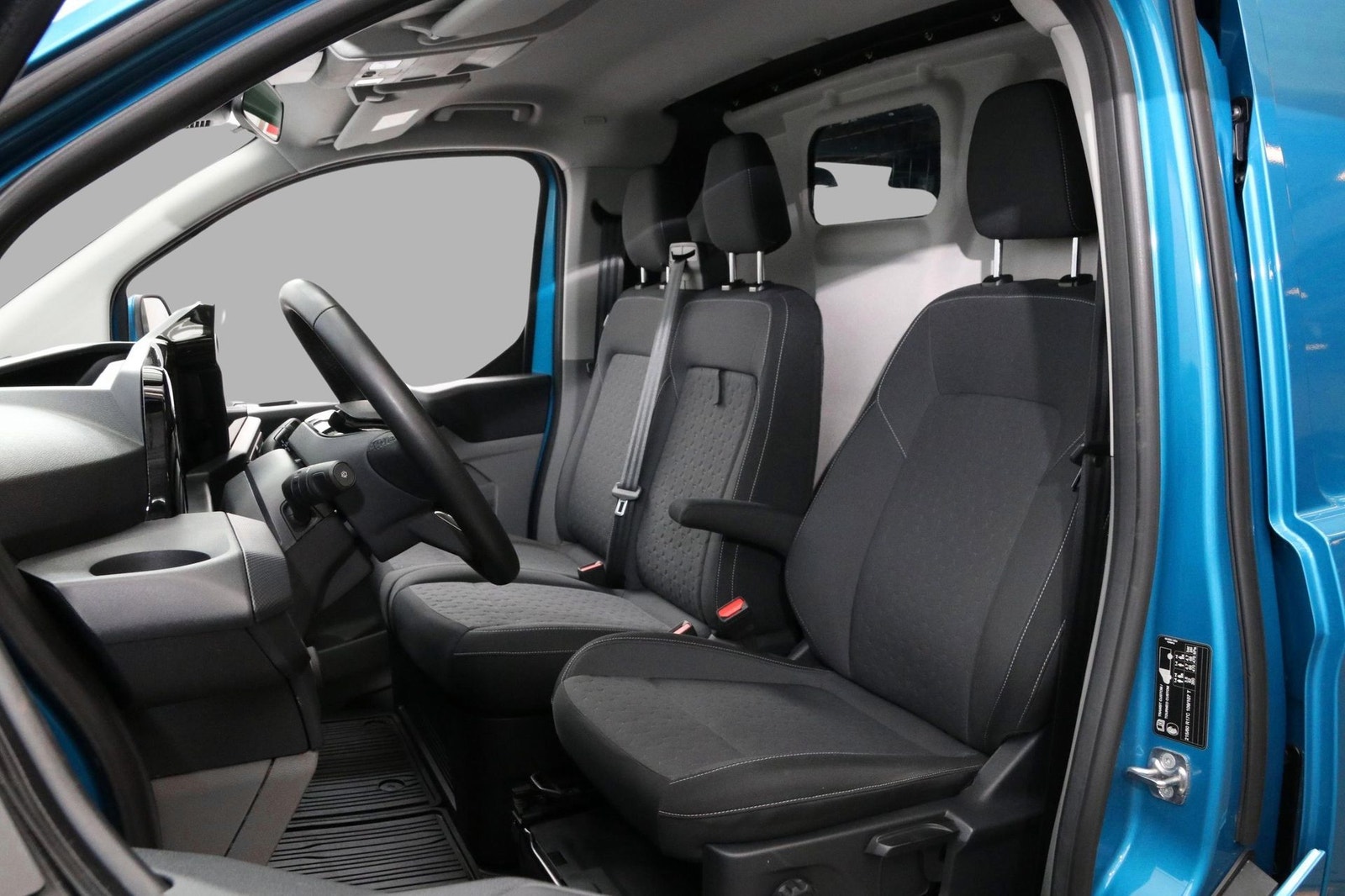 Ford E-Transit Custom 320 82.5 kWh, 218hp, 2024