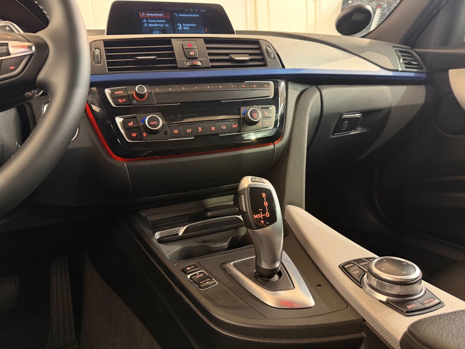 BMW 320d Touring Steptronic, 8-trins, 190ps, 2019