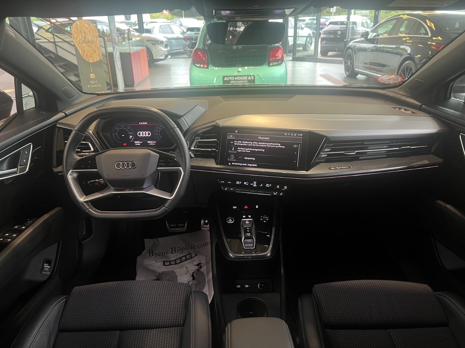 Audi Q4 45 e-tron quattro, 286ps, 2025
