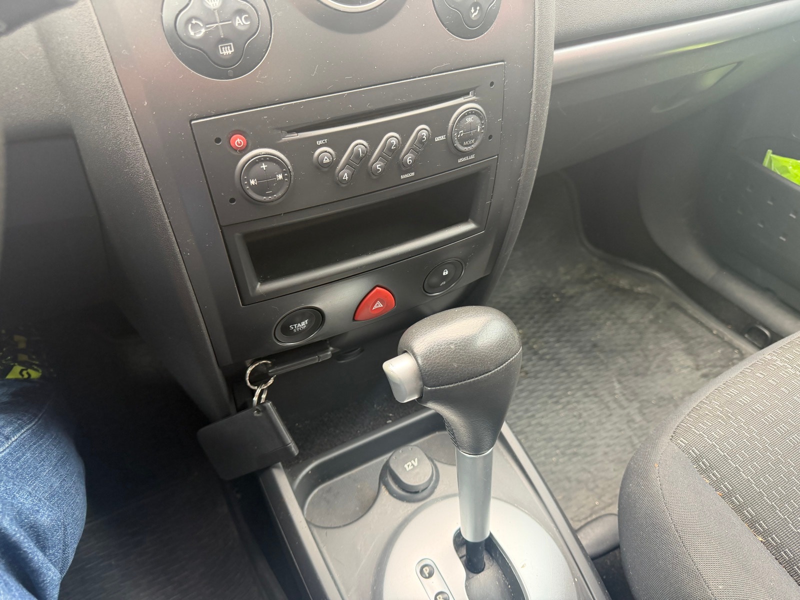 Renault Mégane 5-door 1.6 Automatic, 112hp, 2007