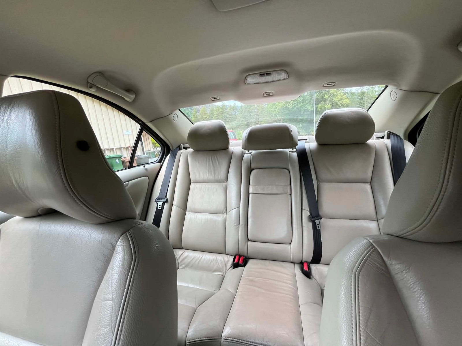Volvo S60 2.0T Automatic, 180hp, 2005