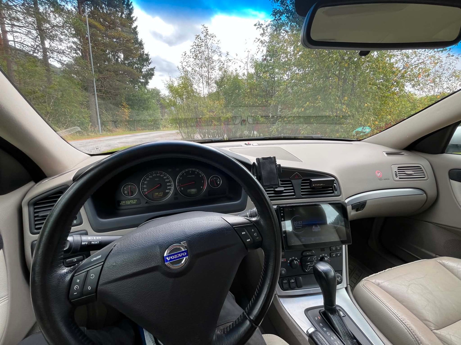 Volvo S60 2.0T Automatic, 180hp, 2005