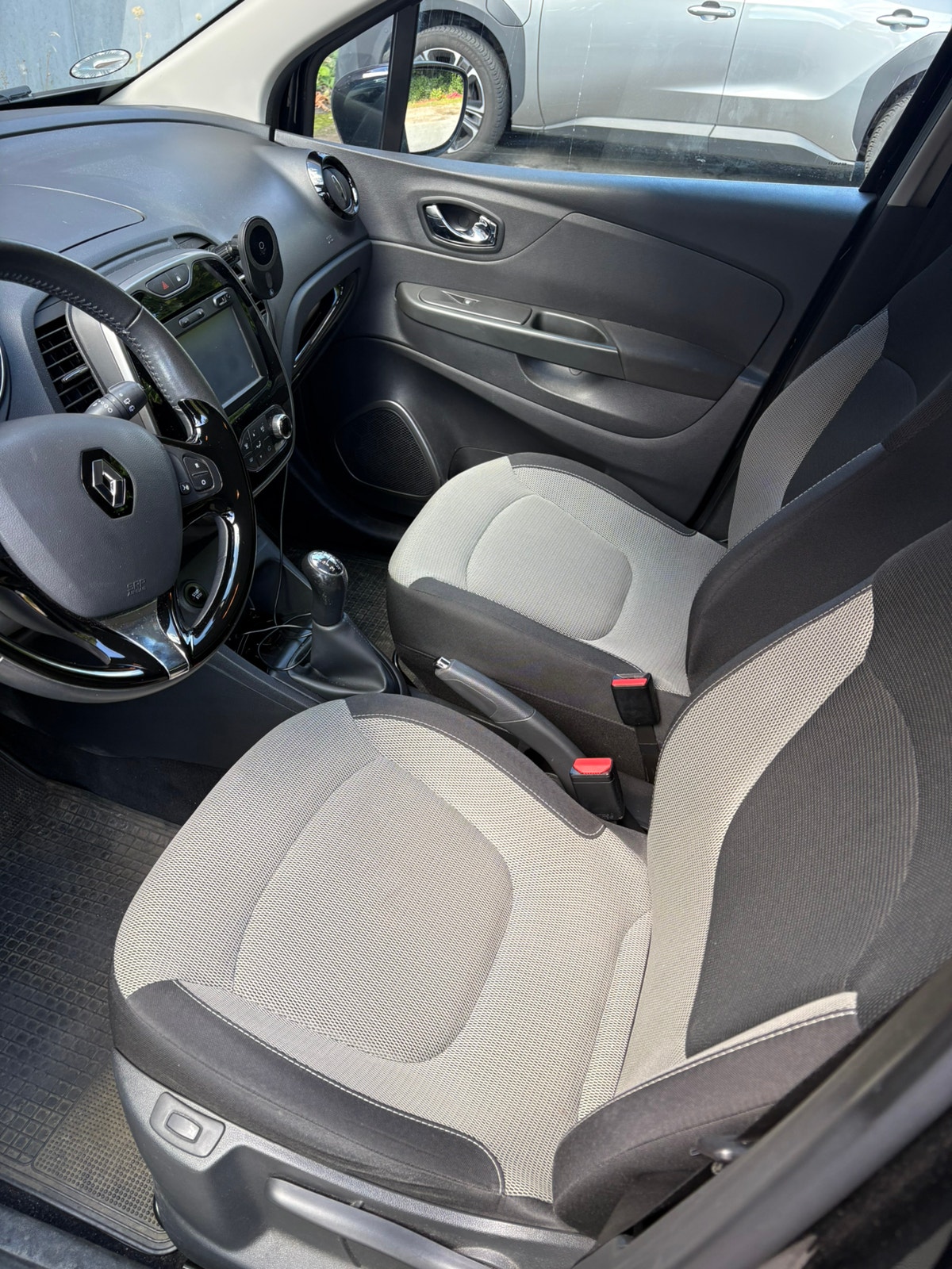 Renault Captur 1.5 dCi Manual, 5-trins, 90ps, 2017