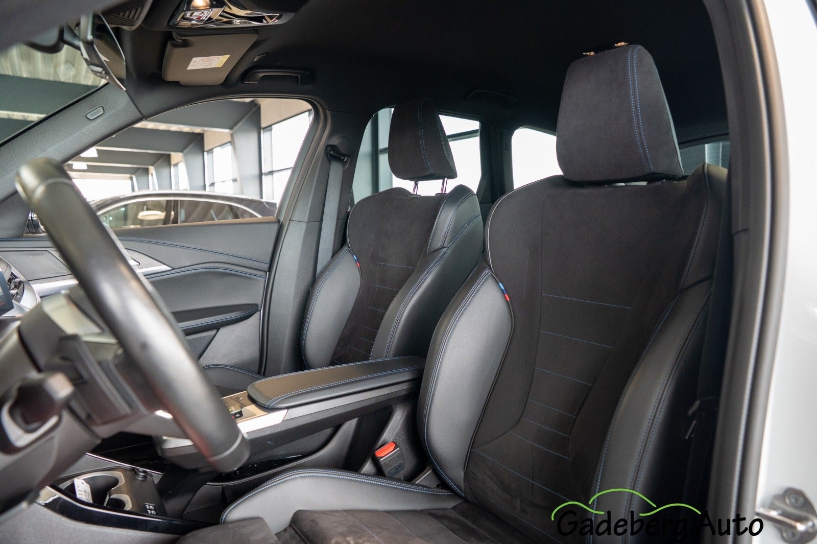 BMW iX1 eDrive20, 204hp, 2024