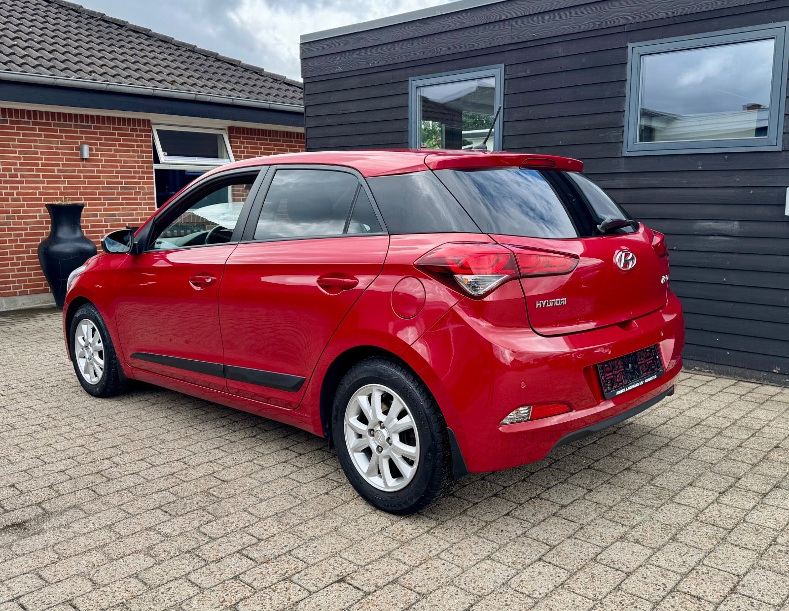 Hyundai i20 1.2 blue Manuell, 84hk, 2016