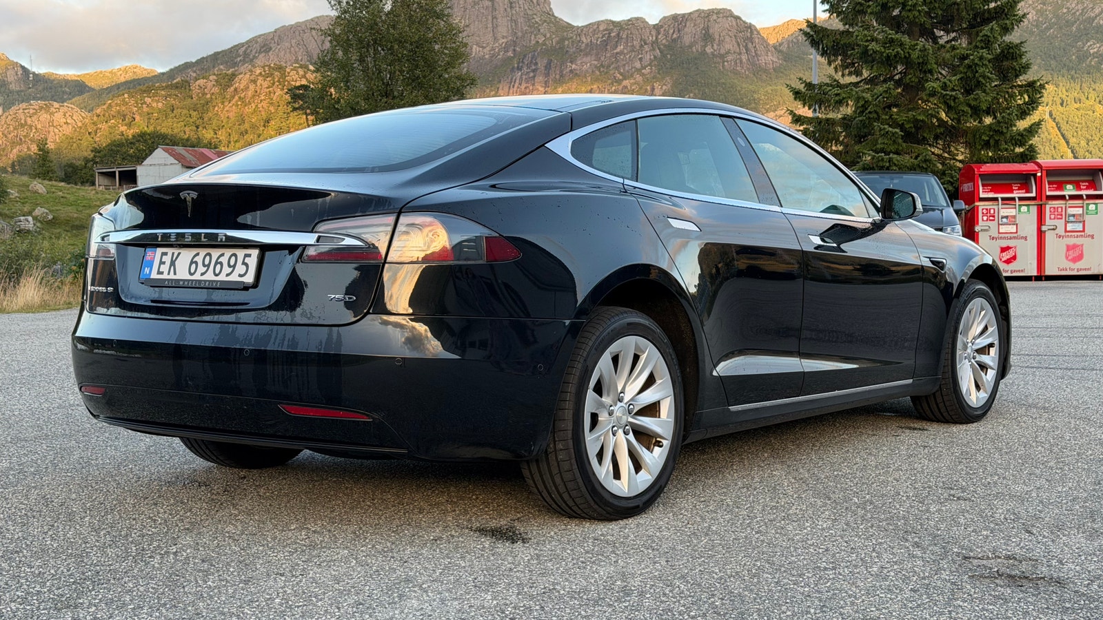 Tesla Model S 75D, 525ps, 2018