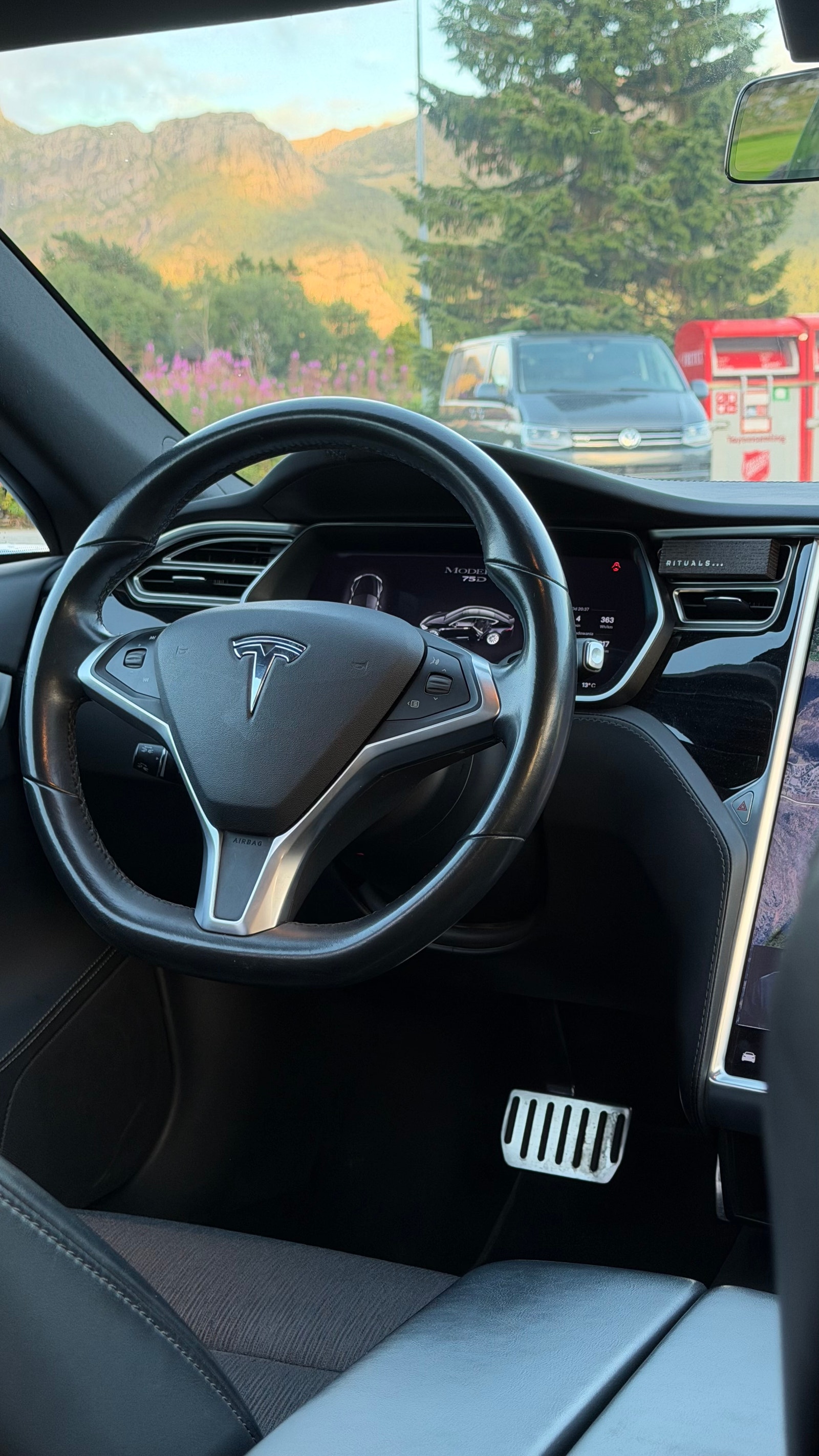 Tesla Model S 75D, 525ps, 2018