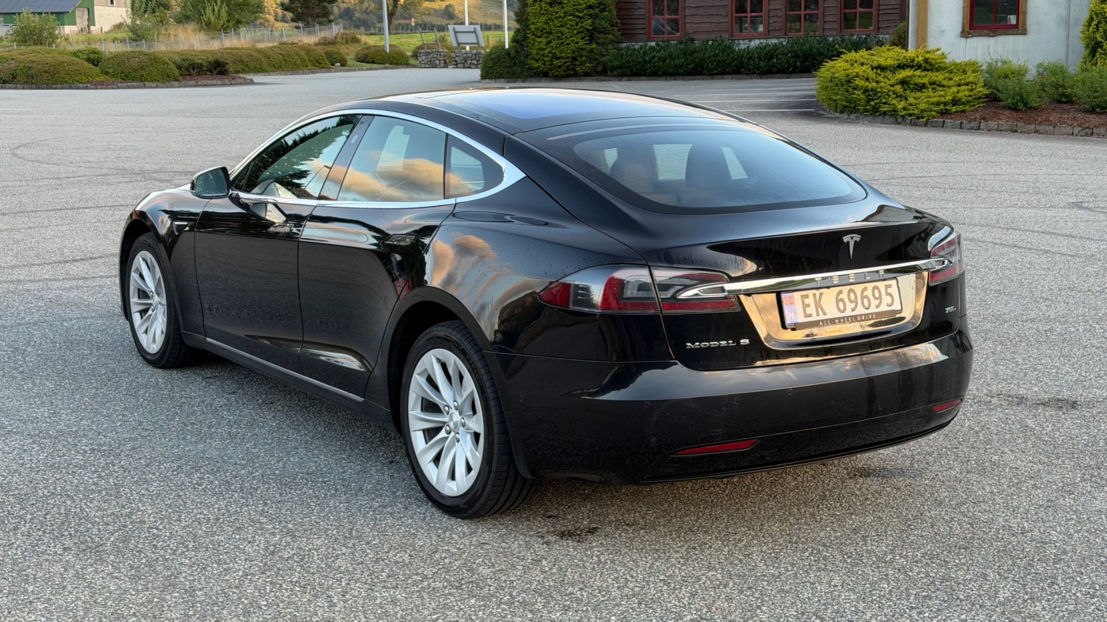 Tesla Model S 75D, 525ps, 2018