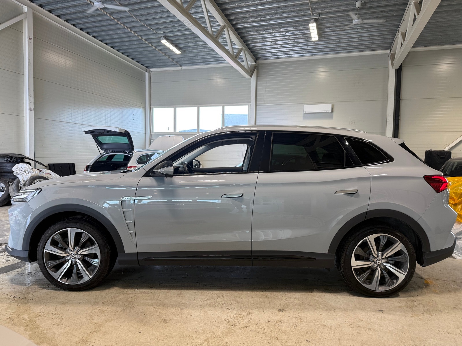 MG Marvel R Performance Automatic, 288hp, 2023