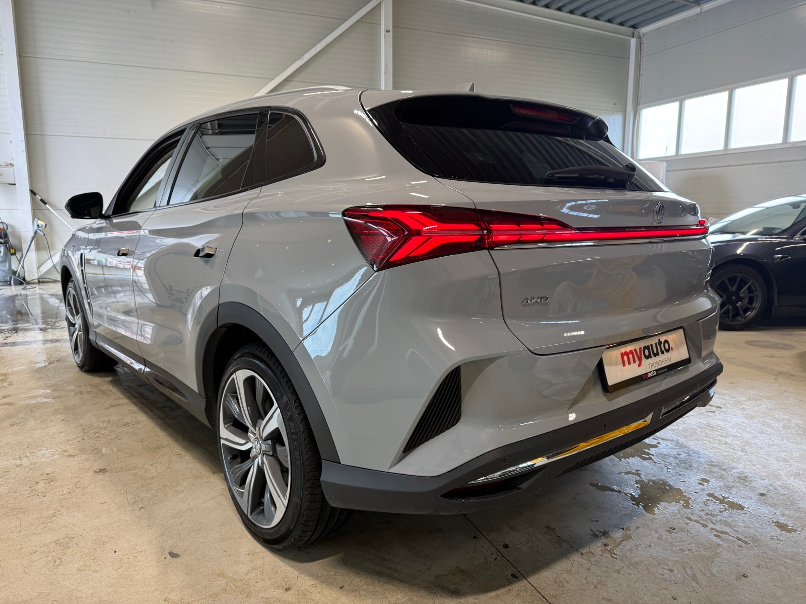 MG Marvel R Performance Automatic, 288hp, 2023