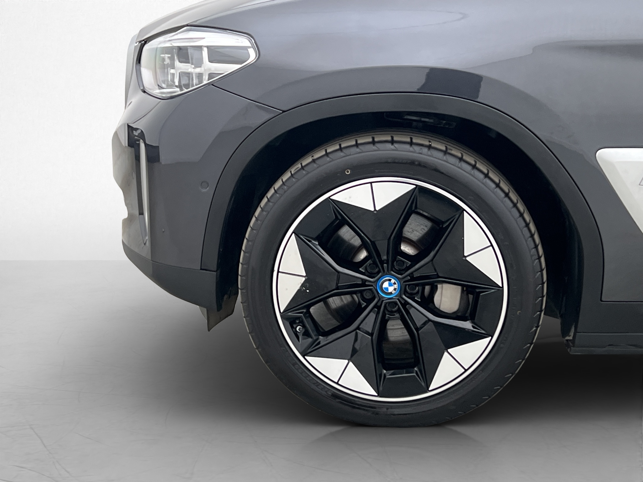 BMW iX3, 286ps, 2021