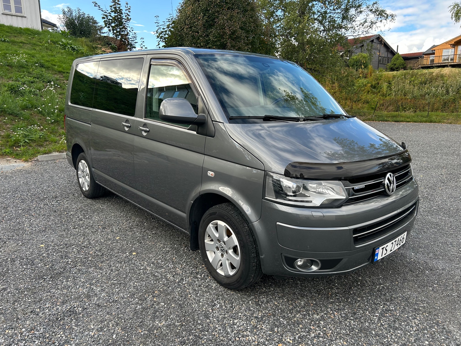 Volkswagen Multivan 2.0 TDI BMT Manual, 114hp, 2014